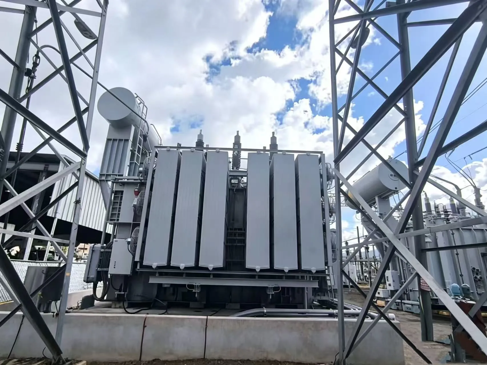 Transformateur monophas&eacute; 30kVA ~ 1000kVA | Personnalisation disponible sur demande