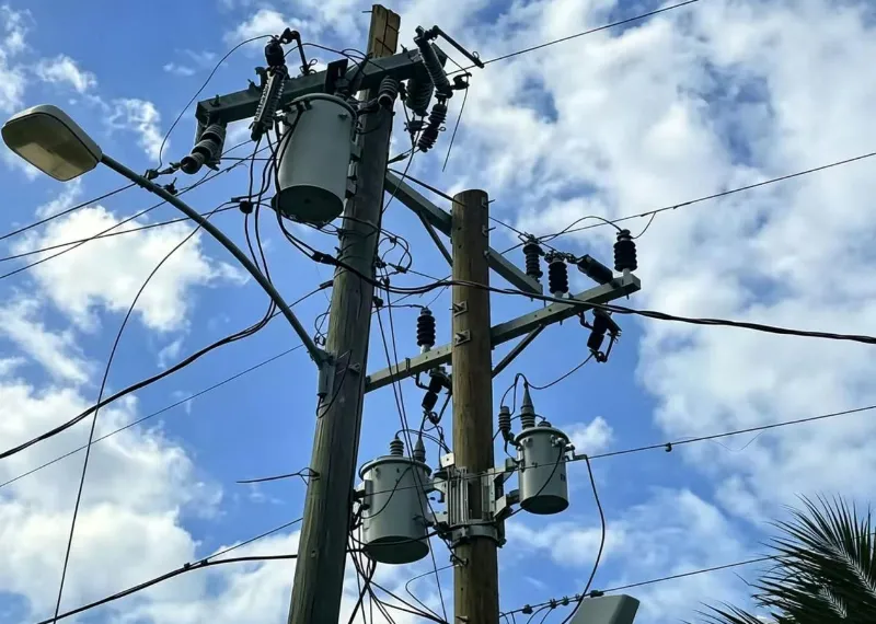 Gamme compl&egrave;te de transformateur de distribution immerg&eacute; dans l'huile monophas&eacute; 10kVA ~ 330kVA
