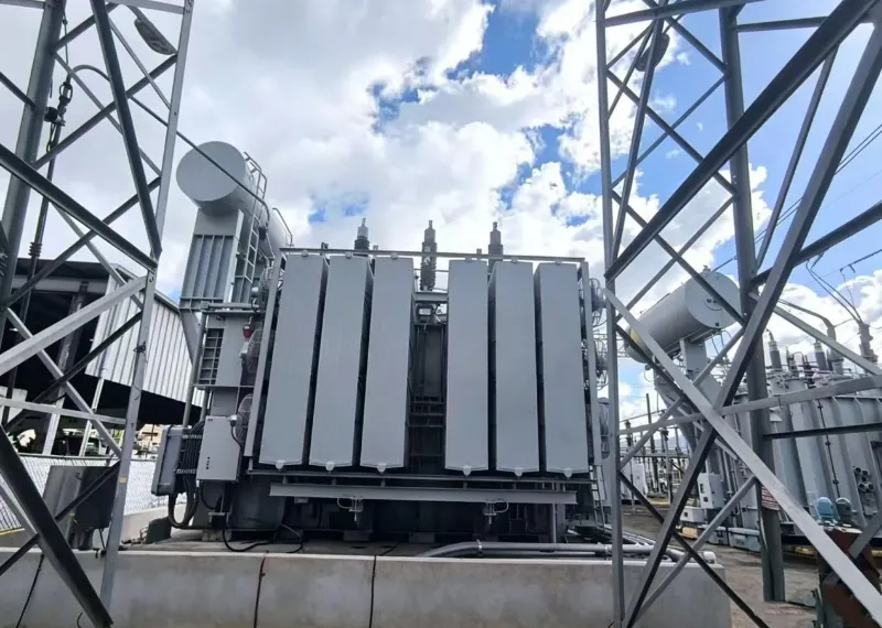 Gamme compl&egrave;te de transformateur de distribution immerg&eacute; dans l'huile monophas&eacute; 10kVA ~ 330kVA