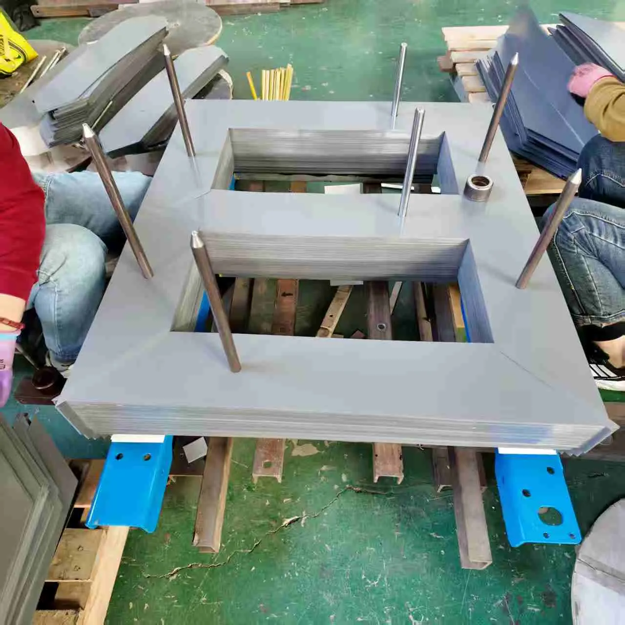 Bobine d'acier au silicium orient&eacute;e grain lamin&eacute;e &agrave; froid &agrave; faible perte pour &eacute;quipement &eacute;lectrique
