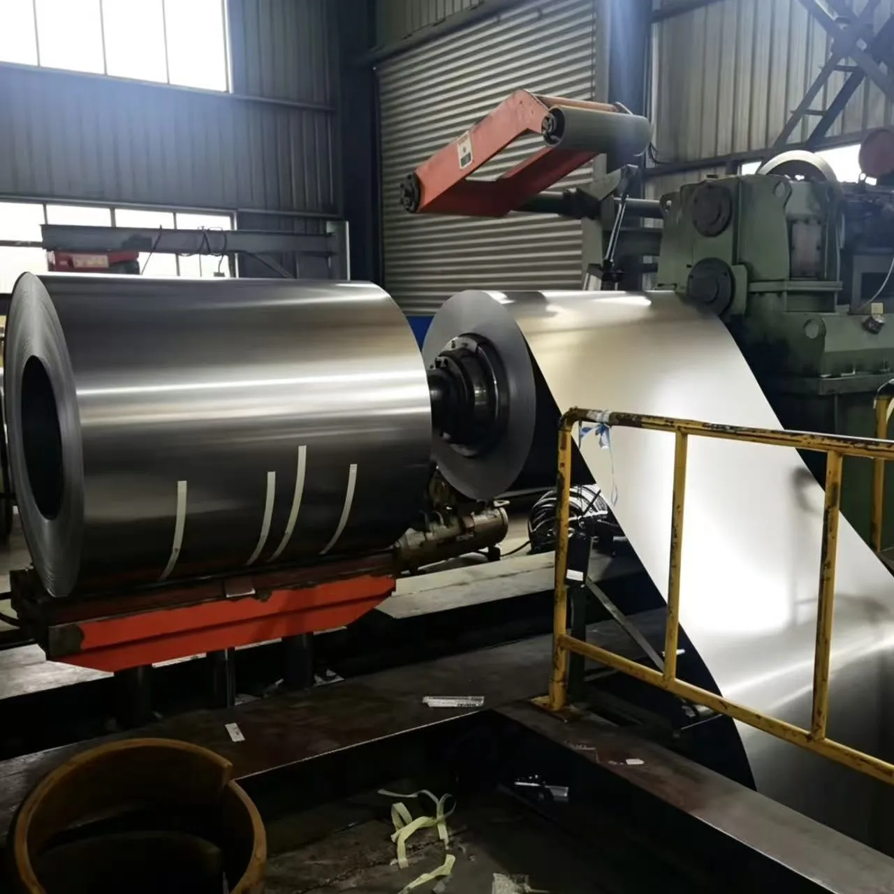 Bobine d'acier au silicium orient&eacute;e grain lamin&eacute;e &agrave; froid &agrave; faible perte pour &eacute;quipement &eacute;lectrique